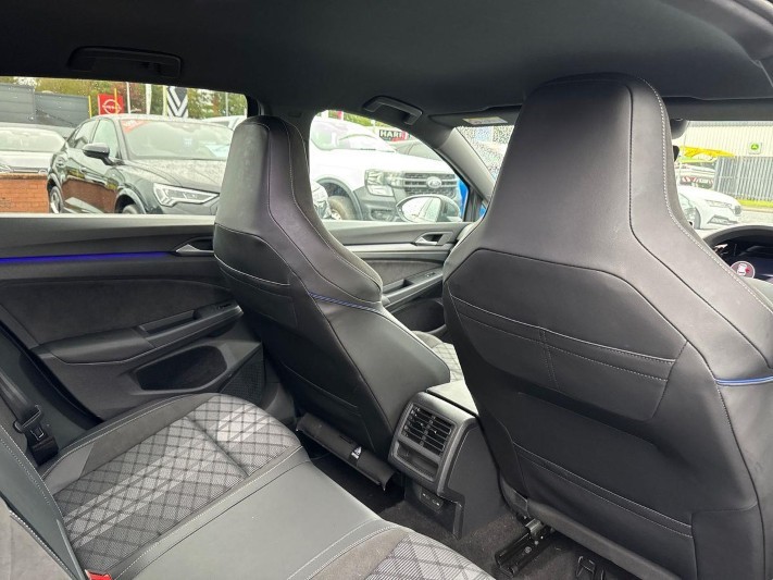 2025 (75) VOLKSWAGEN GOLF 2.0 TDI 150 R-Line 5dr DSG 5962435