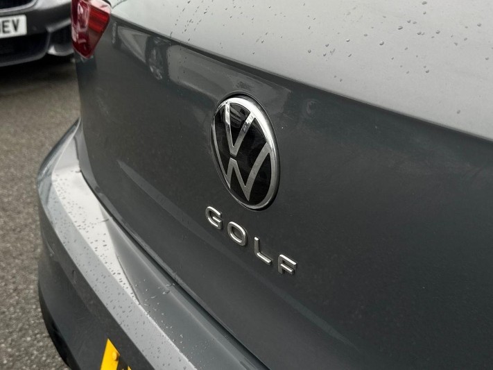 2025 (75) VOLKSWAGEN GOLF 2.0 TDI 150 R-Line 5dr DSG 5962469