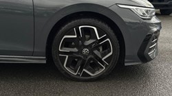 2025 (75) VOLKSWAGEN GOLF 2.0 TDI 150 R-Line 5dr DSG 5962427