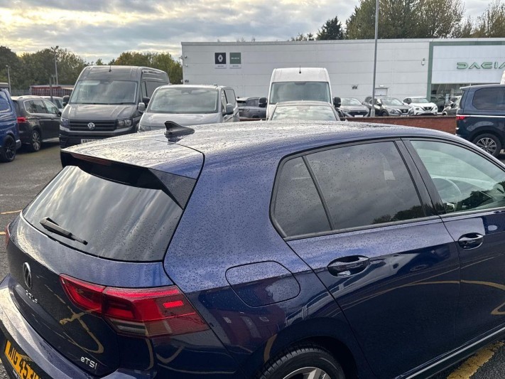 2022 (22) VOLKSWAGEN GOLF 1.5 eTSI 150 R-Line 5dr DSG 5956225