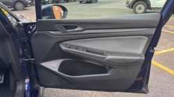 2022 (22) VOLKSWAGEN GOLF 1.5 eTSI 150 R-Line 5dr DSG 5956199