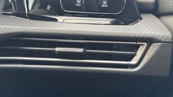 2022 (22) VOLKSWAGEN GOLF 1.5 eTSI 150 R-Line 5dr DSG 5956217