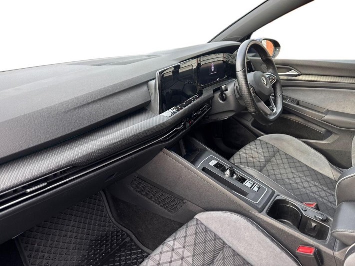 2022 (22) VOLKSWAGEN GOLF 1.5 eTSI 150 R-Line 5dr DSG 5956187