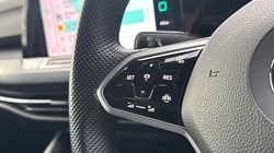 2022 (22) VOLKSWAGEN GOLF 1.5 eTSI 150 R-Line 5dr DSG 5956206