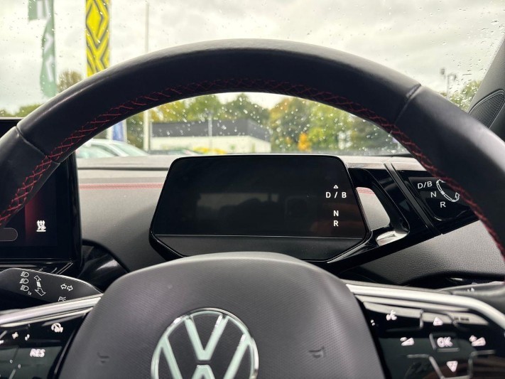2023 (73) VOLKSWAGEN ID.5 220kW 4MOTION GTX Style 77kWh 5dr Auto 5959428