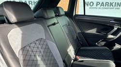 2021 (21) VOLKSWAGEN TIGUAN 2.0 TDI R-Line 5dr DSG 5953261