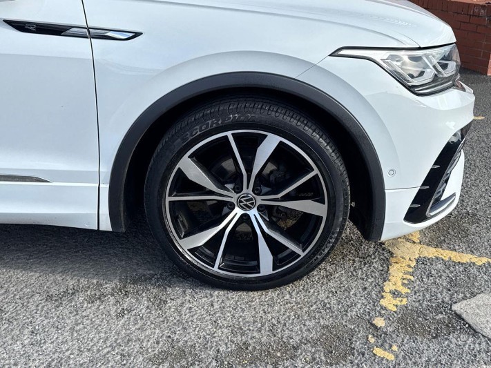 2021 (21) VOLKSWAGEN TIGUAN 2.0 TDI R-Line 5dr DSG 5953231