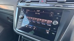 2021 (21) VOLKSWAGEN TIGUAN 2.0 TDI R-Line 5dr DSG 5953254