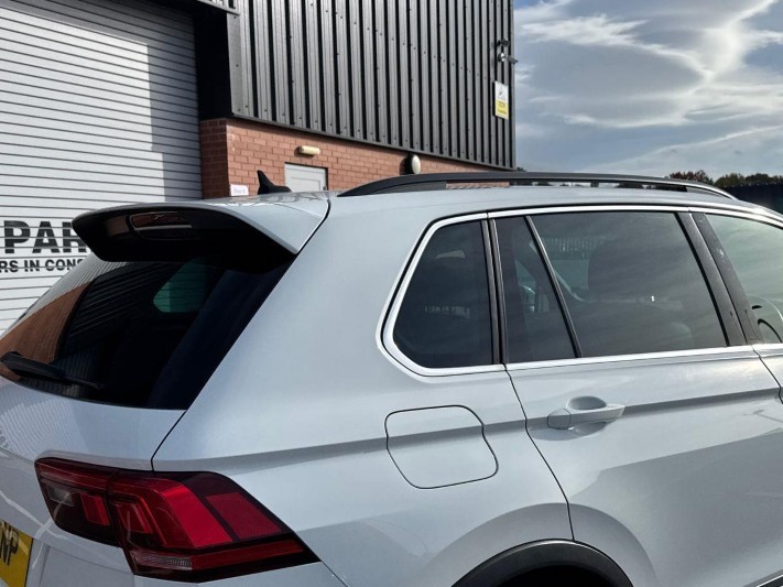 2021 (21) VOLKSWAGEN TIGUAN 2.0 TDI R-Line 5dr DSG 5953266