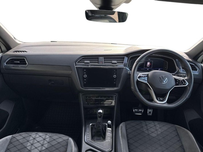 2021 (21) VOLKSWAGEN TIGUAN 2.0 TDI R-Line 5dr DSG 5953237