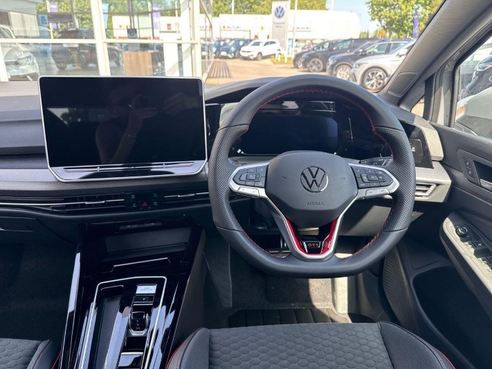 2026 (76) VOLKSWAGEN GOLF 2.0 TSI 300 GTI Clubsport 5dr DSG 5946686