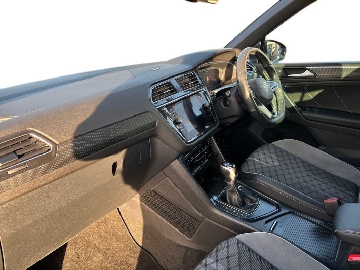 2024 (73) VOLKSWAGEN TIGUAN 2.0 TDI R-Line Edition 5dr DSG 5994439
