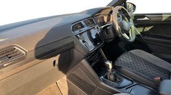 2024 (73) VOLKSWAGEN TIGUAN 2.0 TDI R-Line Edition 5dr DSG 5994439