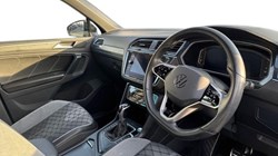 2024 (73) VOLKSWAGEN TIGUAN 2.0 TDI R-Line Edition 5dr DSG 5994443