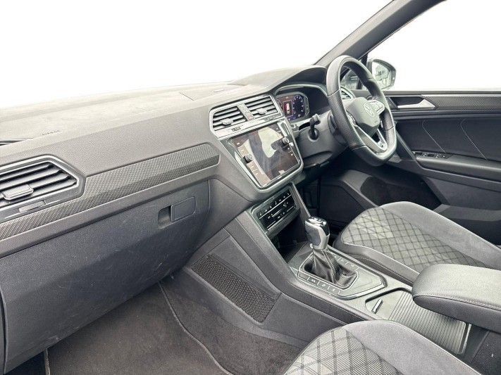 2023 (23) VOLKSWAGEN TIGUAN 1.5 TSI 150 R-Line 5dr DSG 5985780