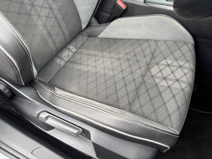 2022 (71) VOLKSWAGEN GOLF 1.5 TSI R-Line 5dr 5989784