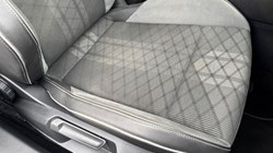 2022 (71) VOLKSWAGEN GOLF 1.5 TSI R-Line 5dr 5989784