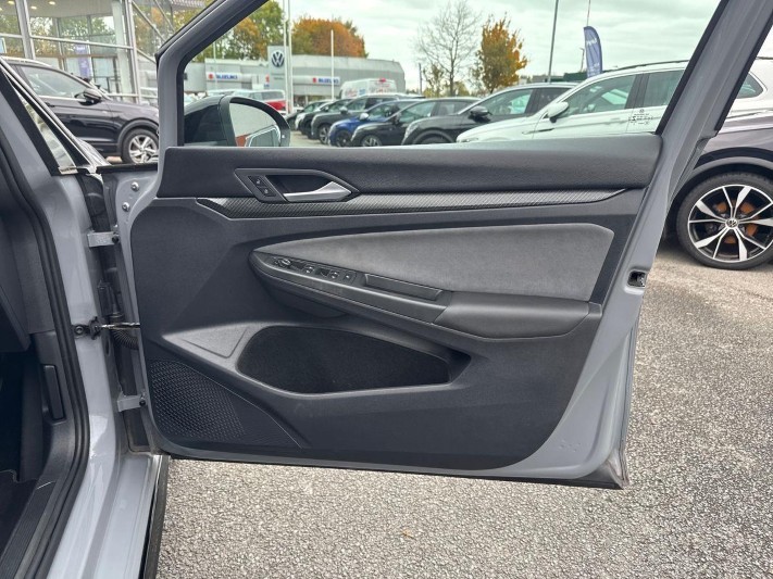 2022 (71) VOLKSWAGEN GOLF 1.5 TSI R-Line 5dr 5989780
