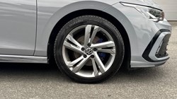 2022 (71) VOLKSWAGEN GOLF 1.5 TSI R-Line 5dr 5989771