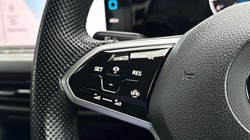 2022 (71) VOLKSWAGEN GOLF 1.5 TSI R-Line 5dr 5989787