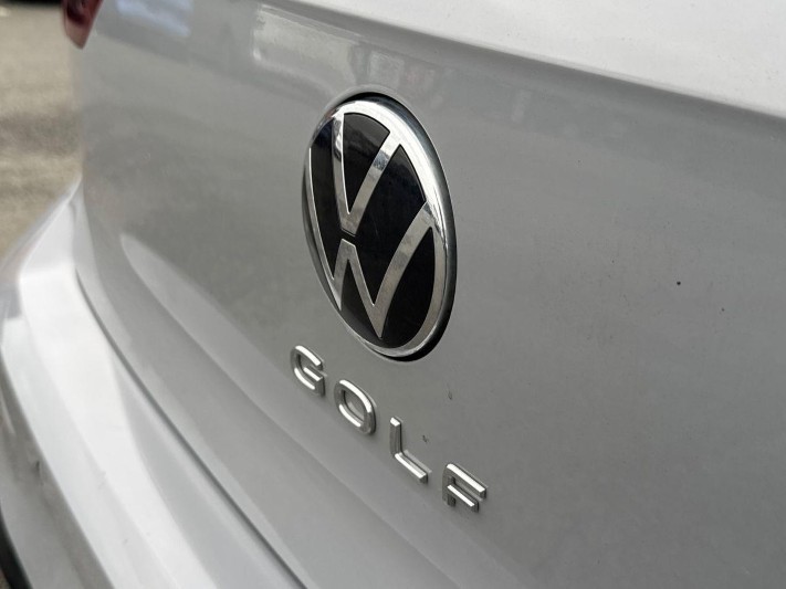 2022 (71) VOLKSWAGEN GOLF 1.5 TSI R-Line 5dr 5989813