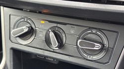 2018 (18) VOLKSWAGEN POLO 1.0 TSI 95 SE 5dr 5990065