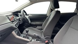 2018 (18) VOLKSWAGEN POLO 1.0 TSI 95 SE 5dr 5990043