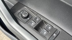 2018 (18) VOLKSWAGEN POLO 1.0 TSI 95 SE 5dr 5990052