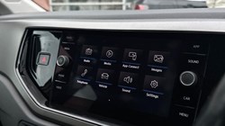 2018 (18) VOLKSWAGEN POLO 1.0 TSI 95 SE 5dr 5990061