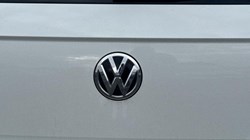 2018 (18) VOLKSWAGEN POLO 1.0 TSI 95 SE 5dr 5990083