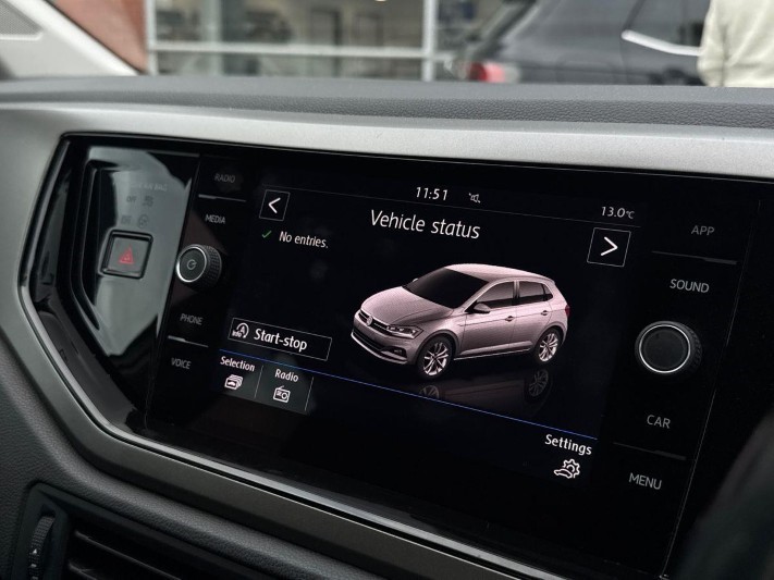 2018 (18) VOLKSWAGEN POLO 1.0 TSI 95 SE 5dr 5990066