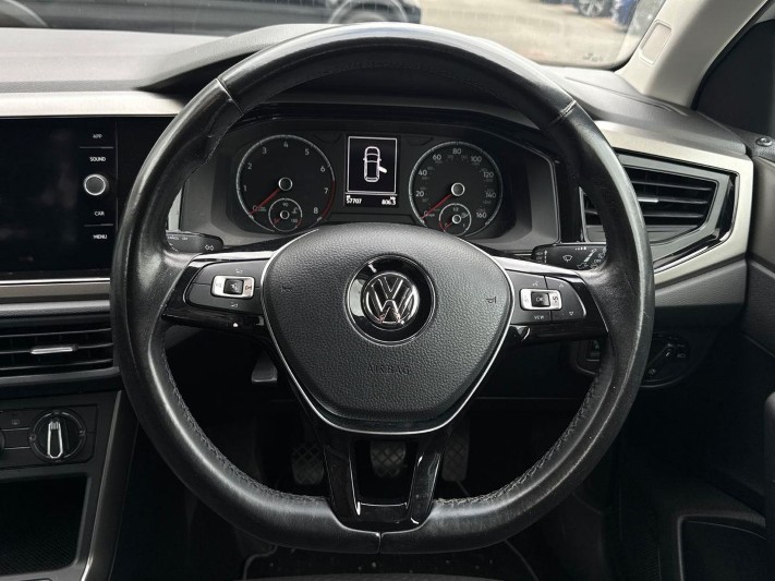 2018 (18) VOLKSWAGEN POLO 1.0 TSI 95 SE 5dr 5990056