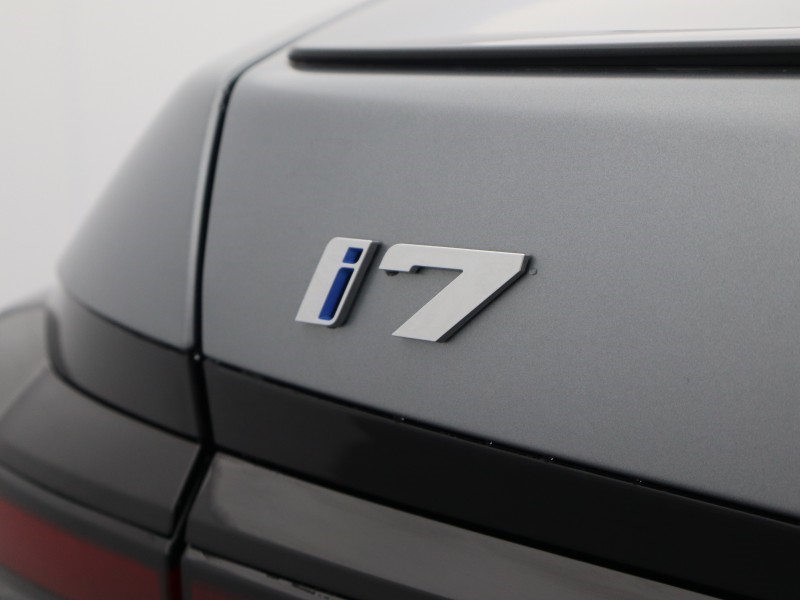  BMW I7 400kW xDrive60 Excellence 105.7kWh 4dr Auto 4495537