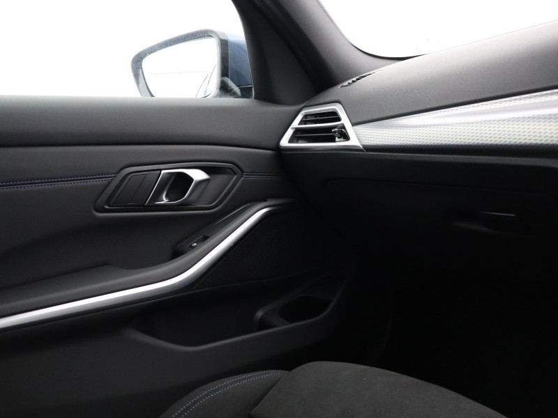  BMW 3 SERIES 330e M Sport 4dr Step Auto [Pro Pack] 4789283