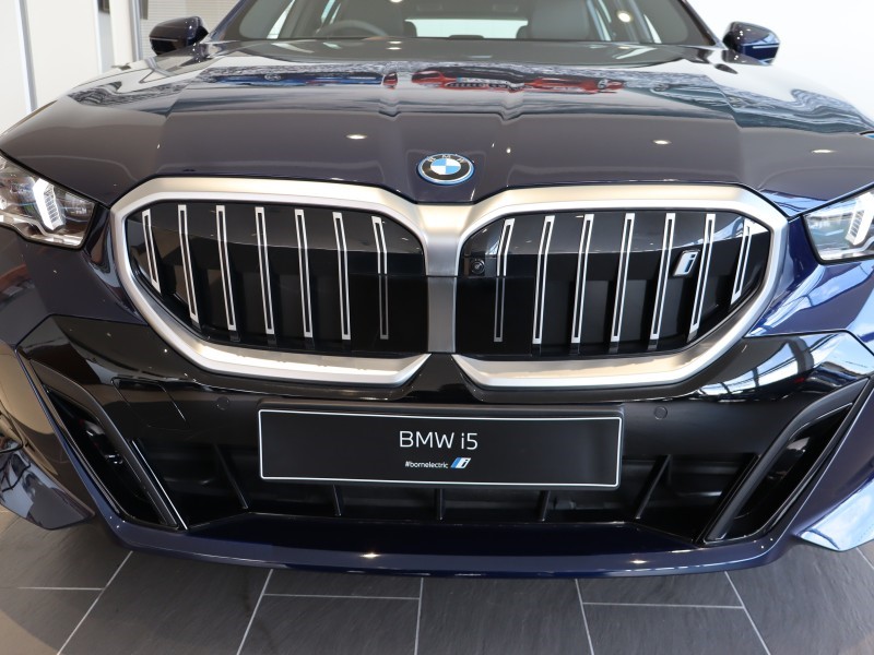  BMW I5 250kW eDr40 M Sport 84kWh 5dr Auto Tech PLUS/Cmf PLUS/22kW 5238666