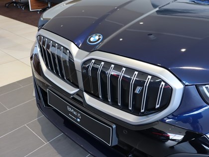 BMW I5 250kW eDr40 M Sport 84kWh 5dr Auto Tech PLUS/Cmf PLUS/22kW