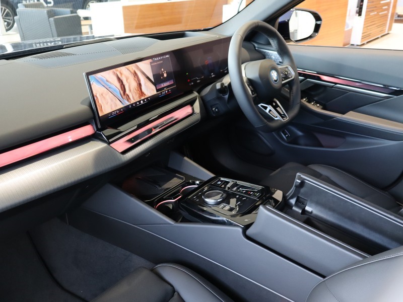  BMW I5 250kW eDr40 M Sport 84kWh 5dr Auto Tech PLUS/Cmf PLUS/22kW 5238672