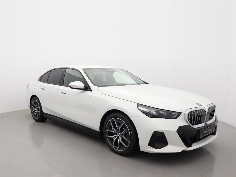  BMW 5 SERIES 530e M Sport 4dr Auto