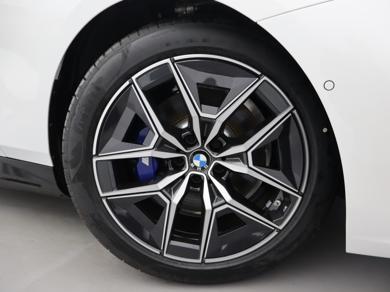  BMW 5 SERIES 530e M Sport 4dr Auto 5400361