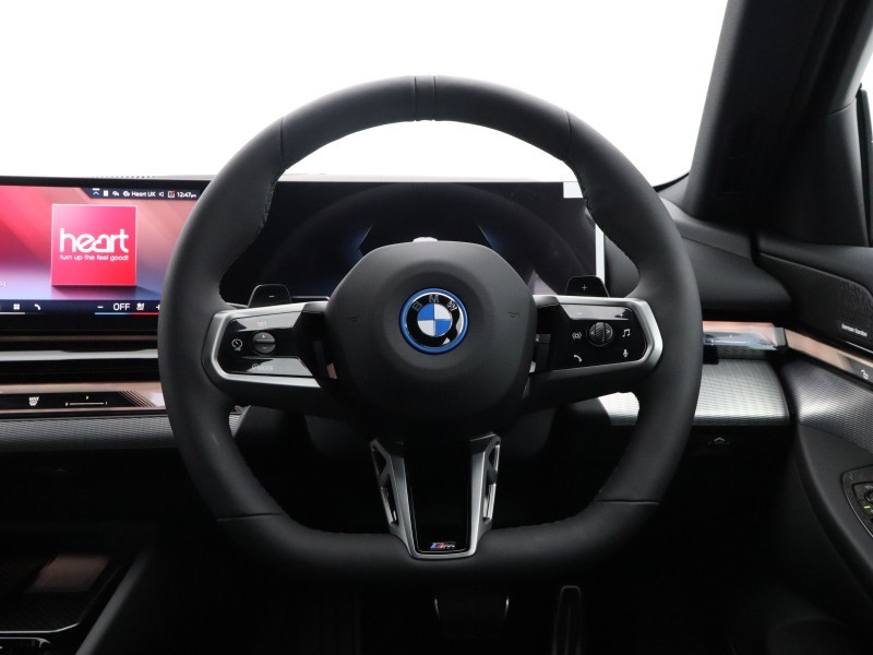  BMW 5 SERIES 530e M Sport 4dr Auto 5400333