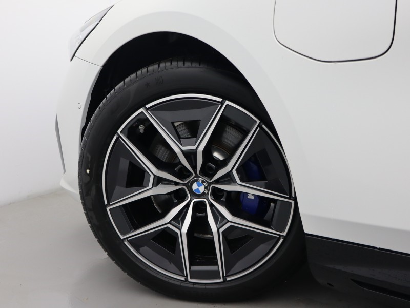  BMW 5 SERIES 530e M Sport 4dr Auto 5400365