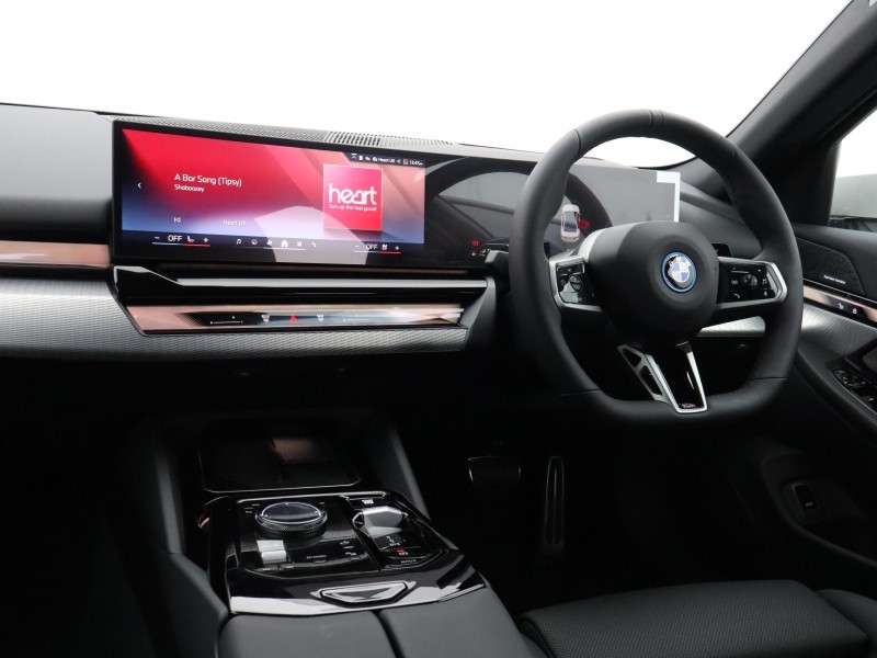  BMW 5 SERIES 530e M Sport 4dr Auto 5400329