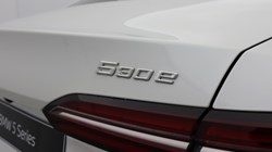 BMW 5 SERIES 530e M Sport 4dr Auto 5400369