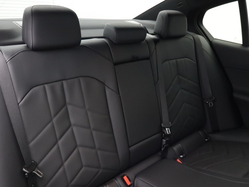  BMW 5 SERIES 530e M Sport 4dr Auto 5400325