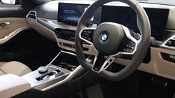 BMW 3 SERIES 320i M Sport 4dr Step Auto 5511471
