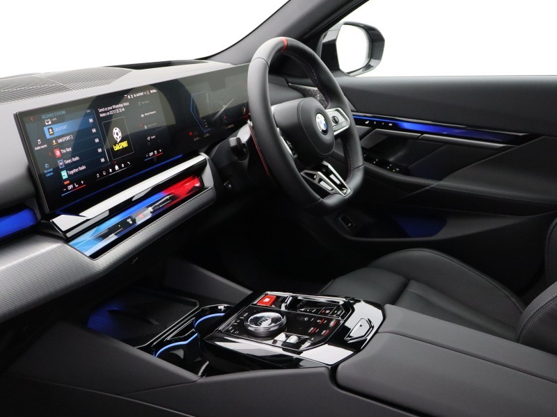  BMW M5 5dr DCT 5303975