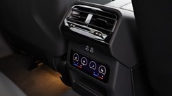 BMW M5 4dr DCT 5237844