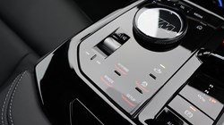 BMW M5 4dr DCT 5237881