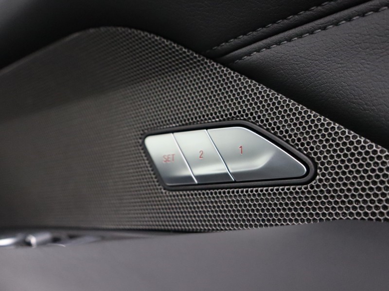  BMW M4 xDrive Competition M 2dr Step Auto [M Carbon] 5154141