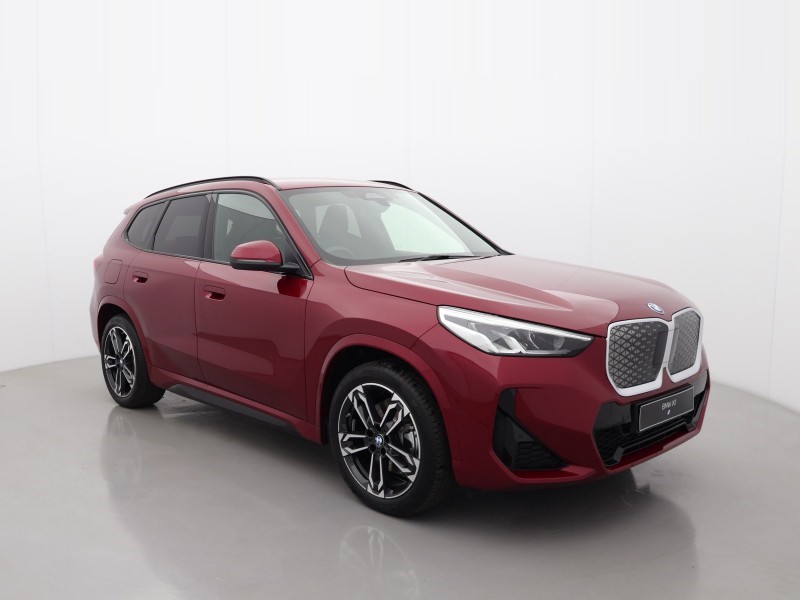 BMW iX1
